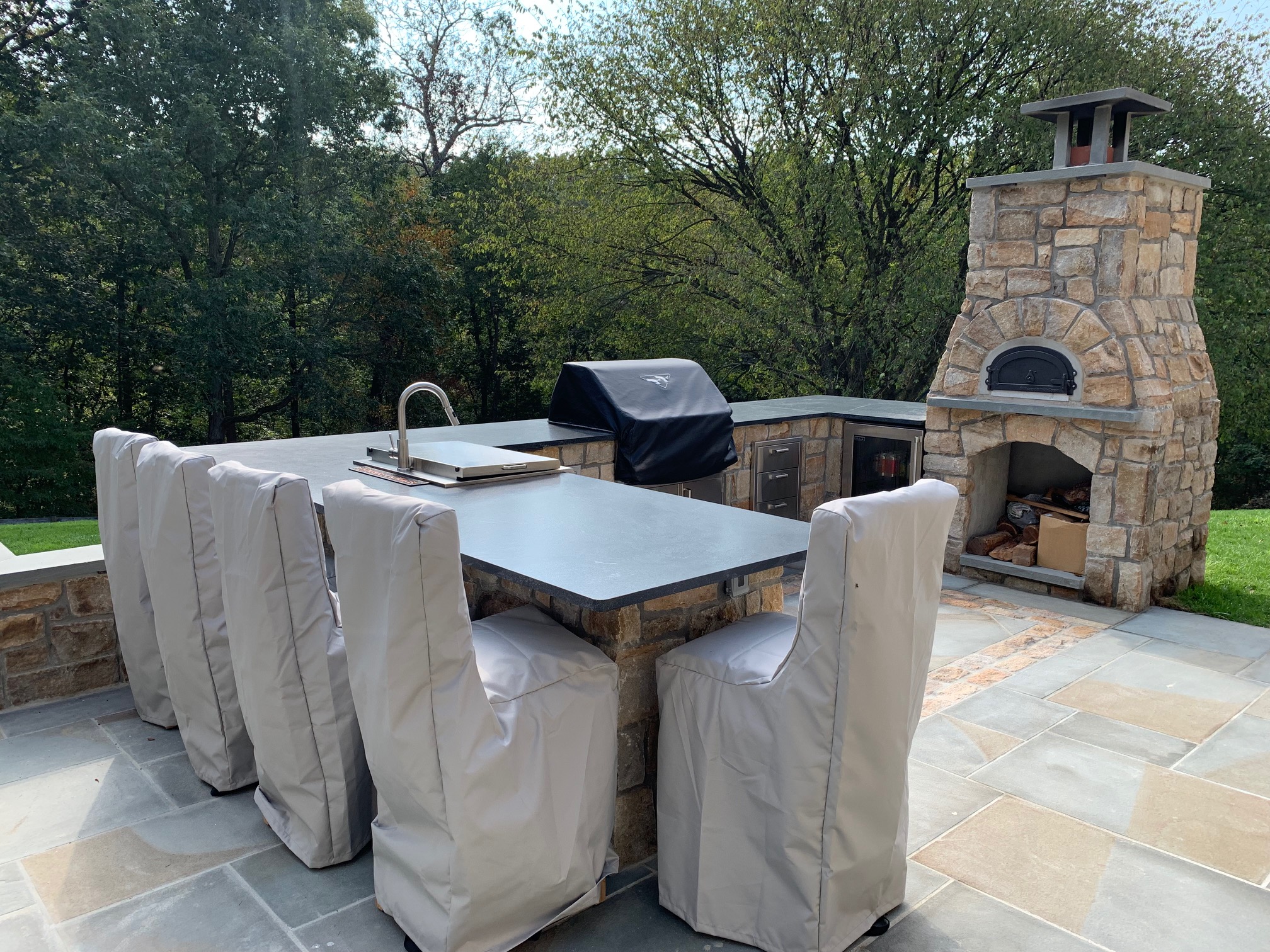 Outdoor Living Space Installer